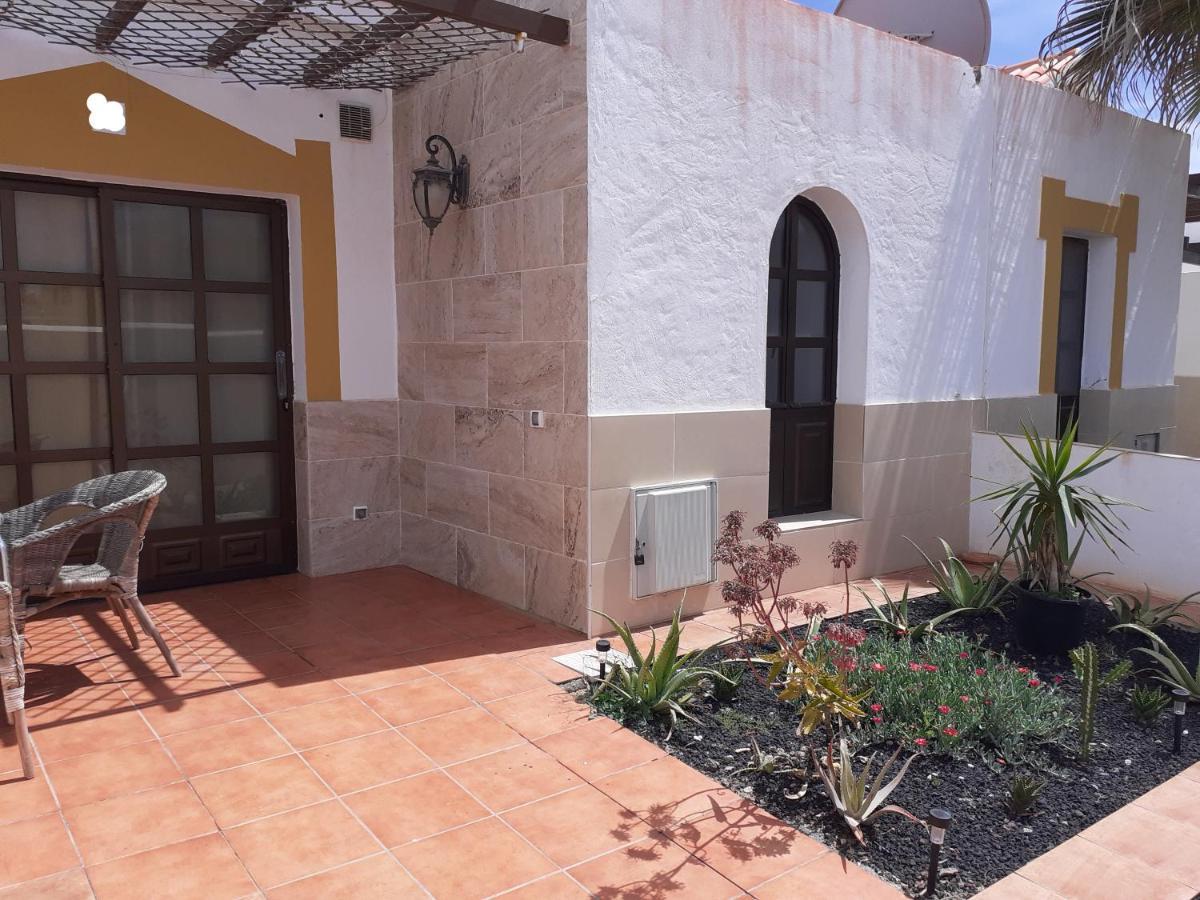Beautiful Coastline Bungalow Near The Ocean 50 M Apartment Коста де Антигуа Екстериор снимка
